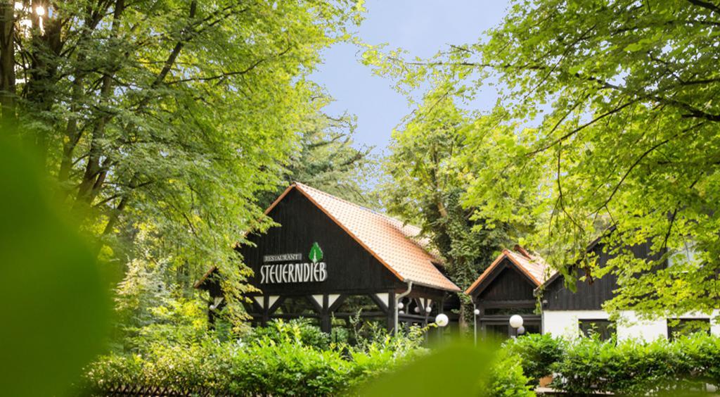 Restaurant & Logis Steuerndieb Hanóver Exterior foto